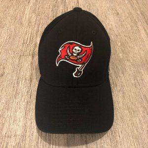 NFL Tampa bay buccaneers hat Reebok black